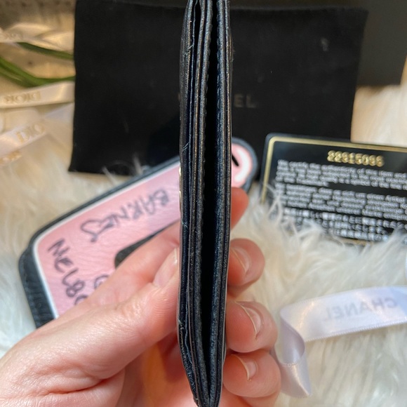 Chanel Black Calfskin Cardholder - Picture 10 of 10